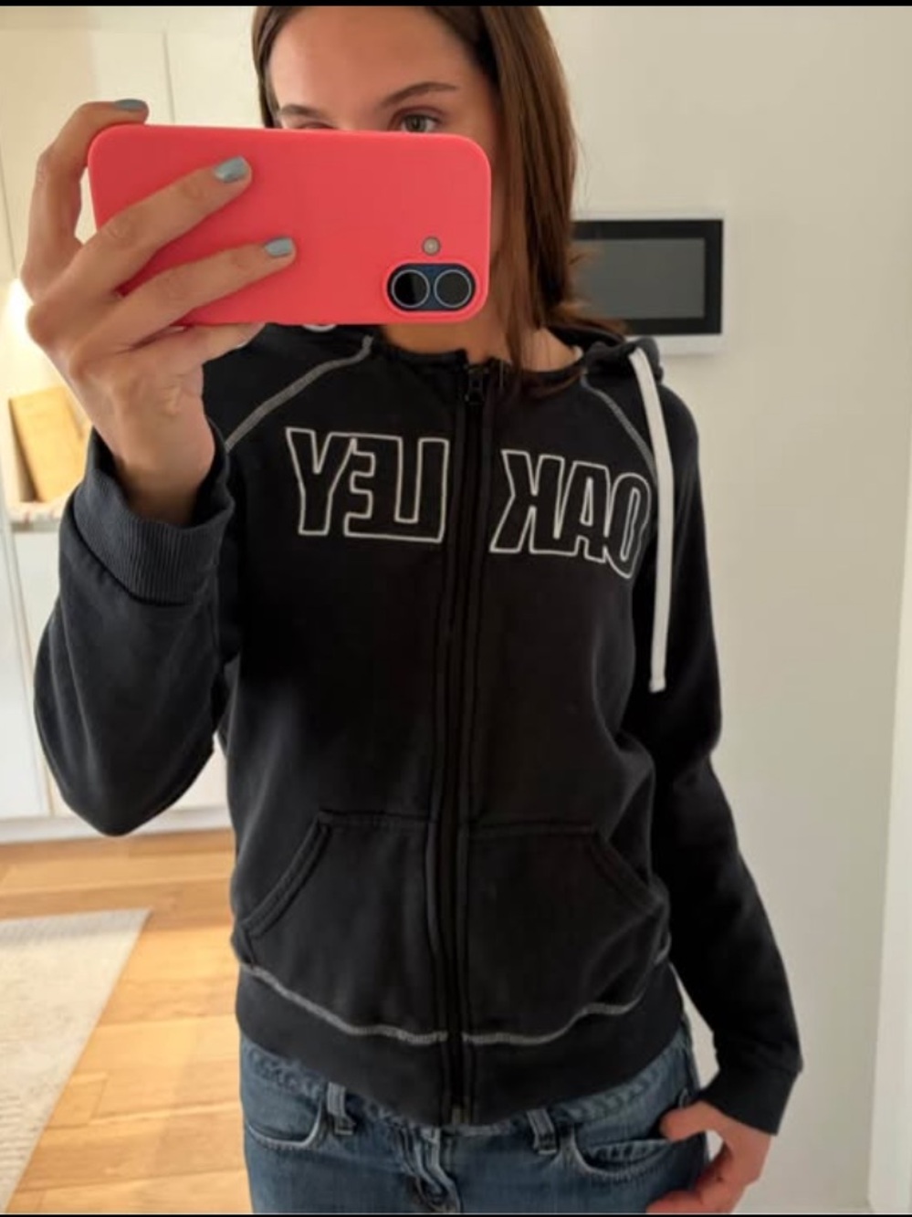 oakley zip up